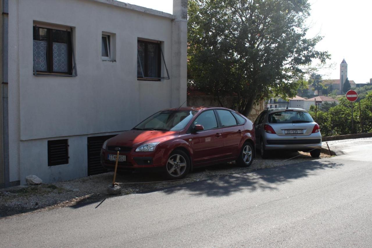 Apartments By The Sea Gradac, Makarska - 6661 グラダツ エクステリア 写真